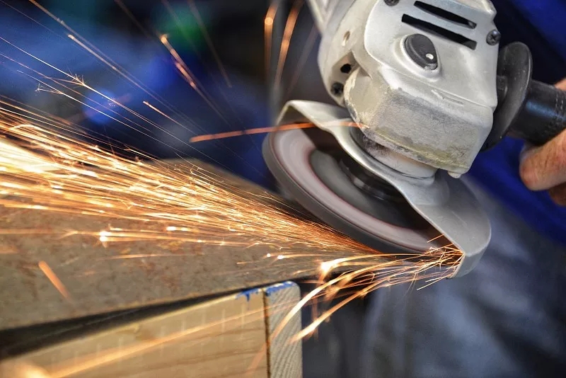 焊工培訓學校:氬弧焊培訓教你怎樣掌握氬弧焊技術